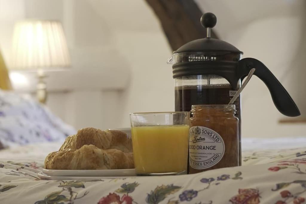 Stable Cottage - Sleeps 6, Near Lulworth Cove Dorchester Exterior foto